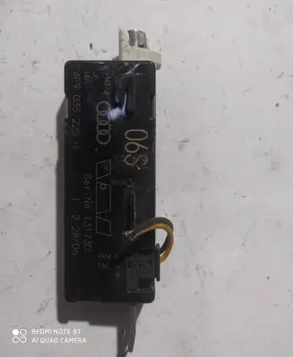 Audi A6 S6 C6 4F Aerial antenna filter 4F9035225H 131730