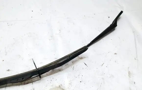Citroen C5 Front wiper blade arm