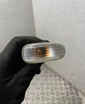 Saab 9-5 Front fender indicator light e46540
