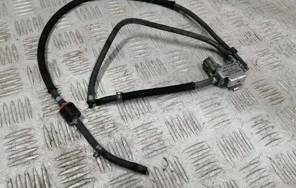Suzuki Swift III Valve vacuum 1811480F00 1846001941