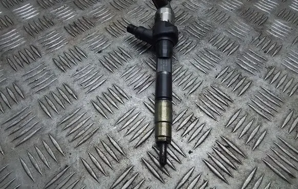 Mazda 6 Fuel injector R2AA13H50