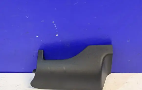Volvo XC90 Front door seat control surround trim 39831664