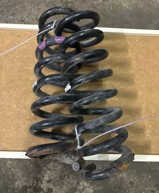 Mercedes-Benz C W203 Rear coil spring