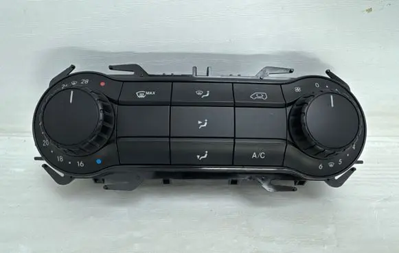 Mercedes-Benz Vito Viano W447 Climate control unit A4479004618 5HB01417331 A4479019203