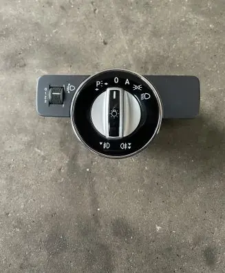 Mercedes-Benz E W212 Light switch 2125450204