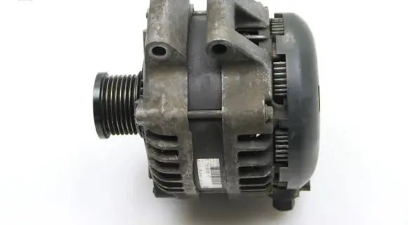 BMW 1 E81 E87 Generator/alternator 7550468