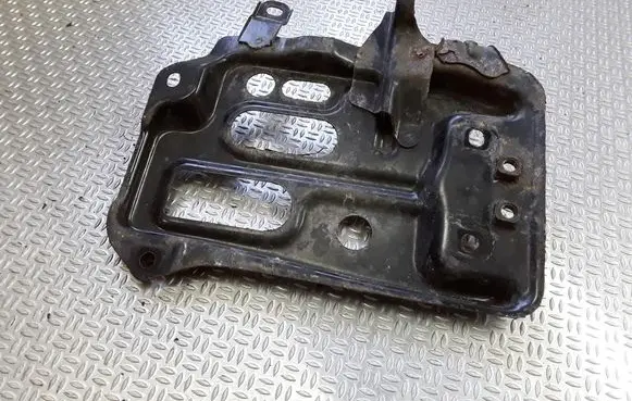 Toyota Auris 150 Battery tray 