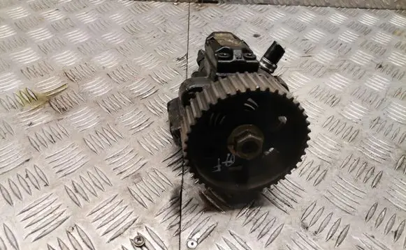 Alfa Romeo 147 Fuel injection high pressure pump 0445010007