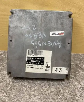 Toyota Avensis Verso Engine control unit/module 1758005121