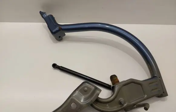 Volkswagen PASSAT B8 Tailgate/trunk/boot hinge 3G5827301