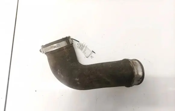 Volkswagen Transporter - Caravelle T5 Intercooler hose/pipe