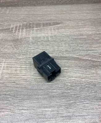 Mitsubishi Carisma Other relay V23134B52X240 MB953381