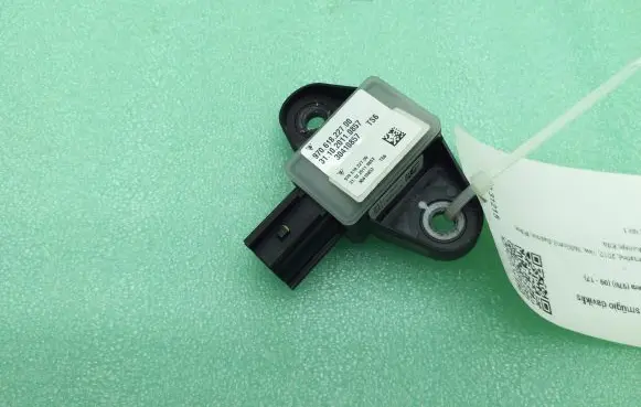 Porsche Panamera (970) Airbag deployment crash/impact sensor 97061822700