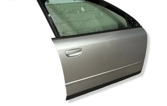 Audi A4 S4 B6 8E 8H Front door 