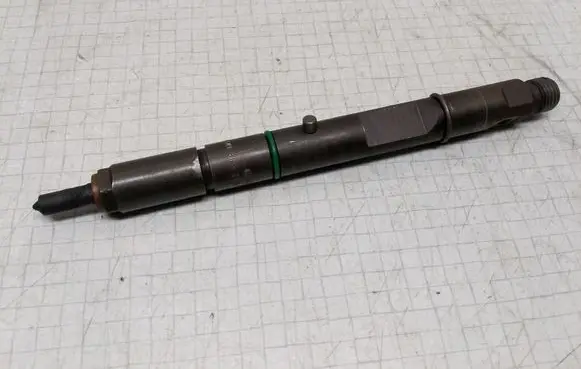 Audi A6 S6 C5 4B Fuel injector 059130201E 0432133836