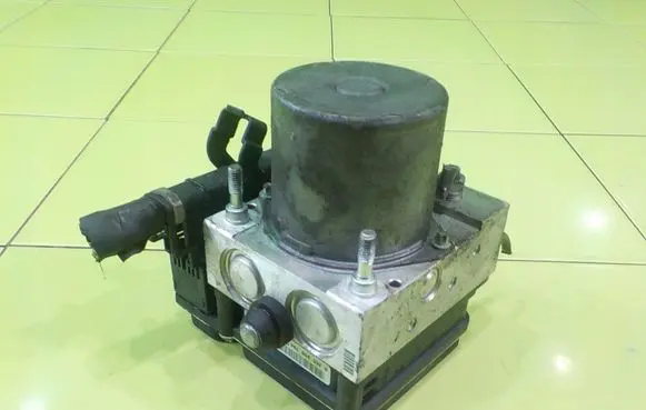Subaru Impreza III ABS Pump 0265950794 UP296