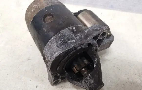Mazda 323 F Starter motor M003T38882C B50518400
