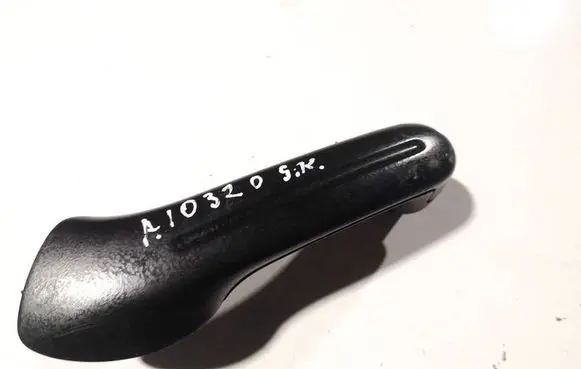 Volkswagen Golf IV Rear door interior handle