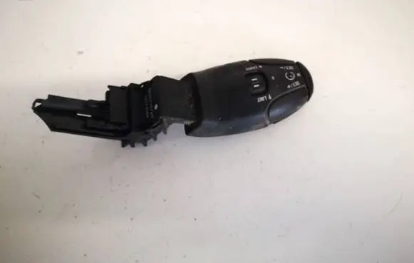 Peugeot 3008 I Multifunctional control switch/knob 96637157xt