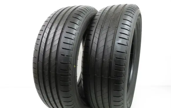 Volkswagen Golf V R16 summer tire 