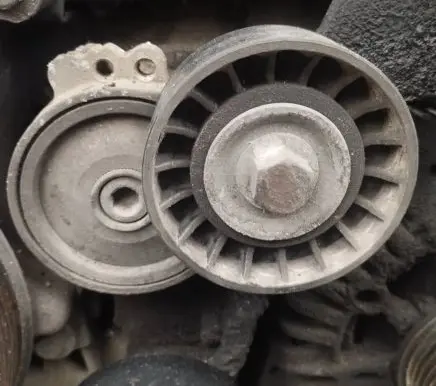 Citroen C8 Generator/alternator belt tensioner
