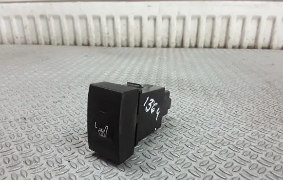 KIA Sorento Seat heating switch 864W03000