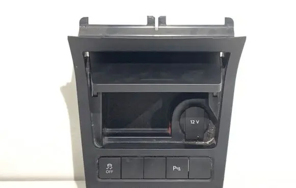 Volkswagen Golf VI Glove box set 5K0857961A