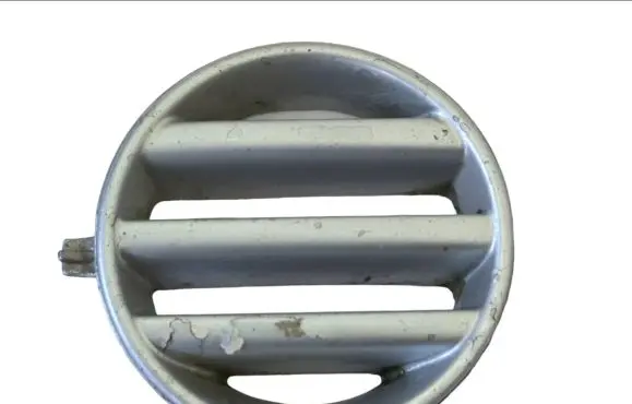 Front fog light trim/grill