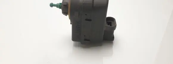 Renault Scenic I Headlight level adjustment motor 7700840141