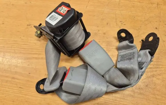 Hyundai Sonata Rear seatbelt HSS60605RT1128 060605 41807293