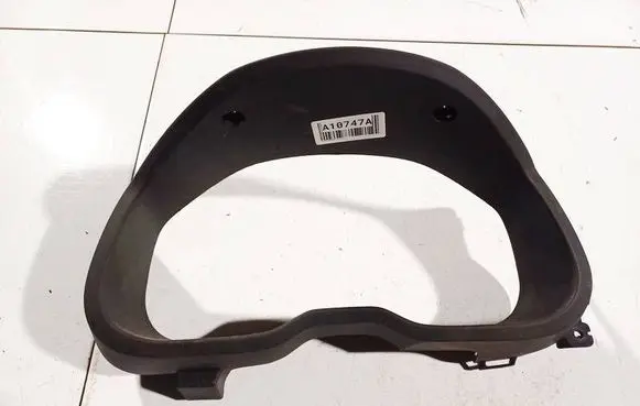Subaru Outback Dashboard trim 66185aj010