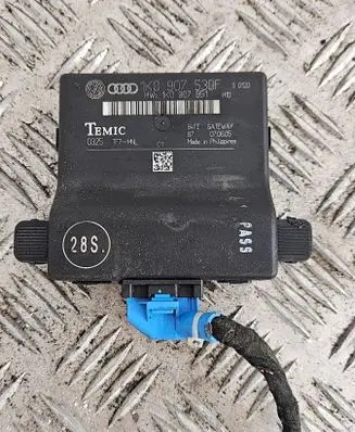 Skoda Octavia Mk2 (1Z) Gateway control module 1K0907530F 1K0907951