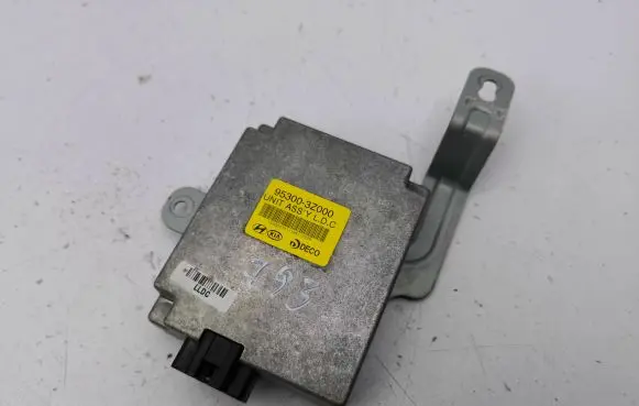 Hyundai i40 Other control units/modules 953003Z000
