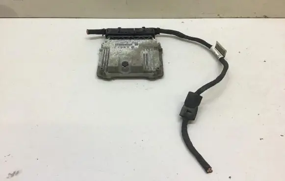 Volkswagen PASSAT B6 Engine control unit/module 03G906021LR 03G906021 0281013260