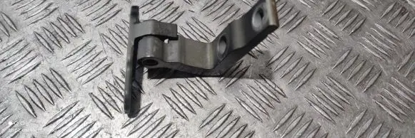 Volvo XC90 Rear door upper hinge V526