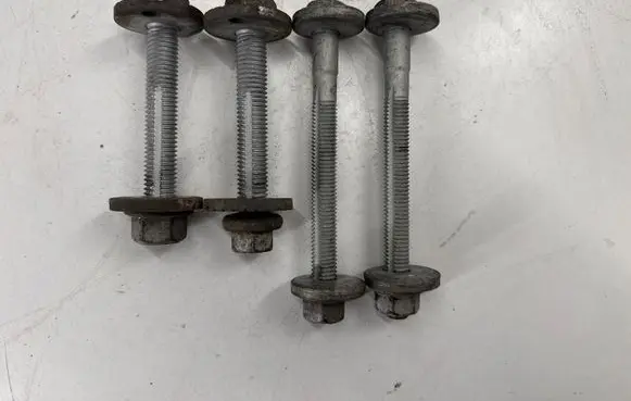 Chevrolet Camaro Rear suspension camber bolt 11611276 11609598 11547262