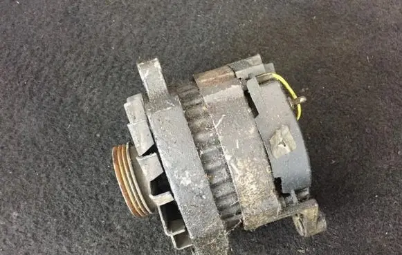 Renault Clio I Generator/alternator 2541257 a13n203