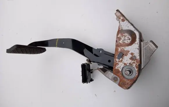 Clutch pedal