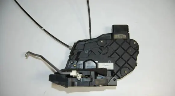 Mazda 3 I Rear door lock 3N6AA26412C