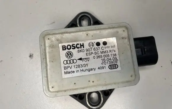Audi A4 S4 B8 8K ESP acceleration yaw rate sensor 8K0907637C 0265005738 1013909