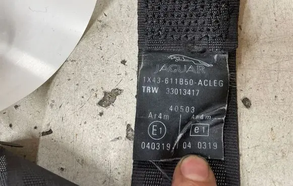 Jaguar X-Type Rear seatbelt 00063774 U64422G