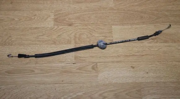 Volkswagen PASSAT B5.5 Rear door cable line 3B0839085F