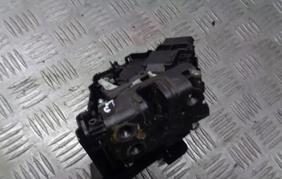 Ford Focus C-MAX Front door lock 3M5A-R21813-ER