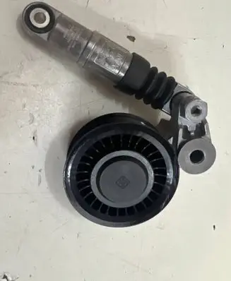 Volkswagen Crafter Generator/alternator belt tensioner 076145299 076145261A
