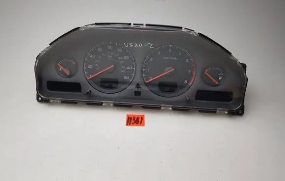 Volvo S80 Speedometer (instrument cluster) 8251282 0472882 69294590T