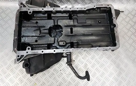 BMW 7 E65 E66 Oil sump 7789056