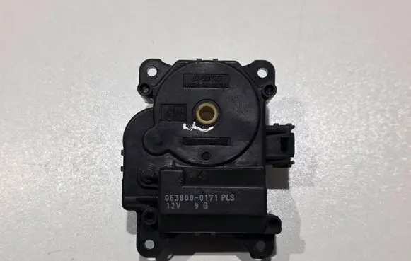 Lexus IS 220D-250-350 Air flap motor/actuator 8710630450 0638000171