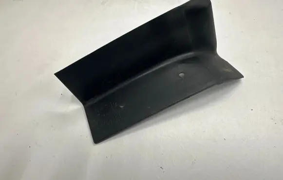 Skoda Kodiaq Rear bumper corner part panel trim 16332