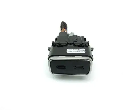 Mercedes-Benz GLE W167 USB socket connector A1678203403