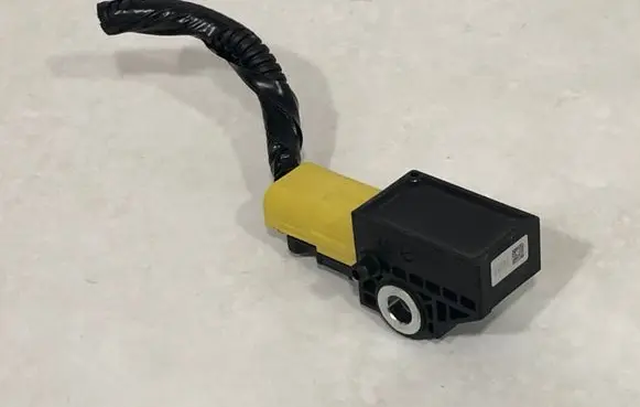 Honda CR-V Airbag deployment crash/impact sensor 77970T2AA010M4 77979 5WK44621